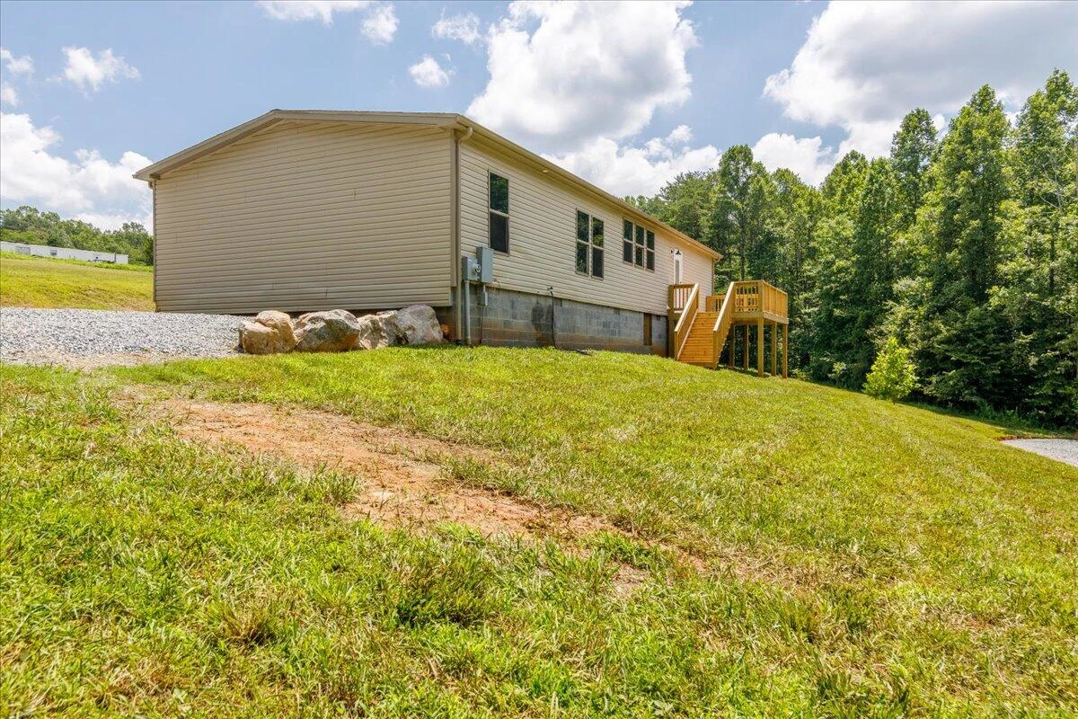 2539 Ashpone Tavern RD - Photo 35