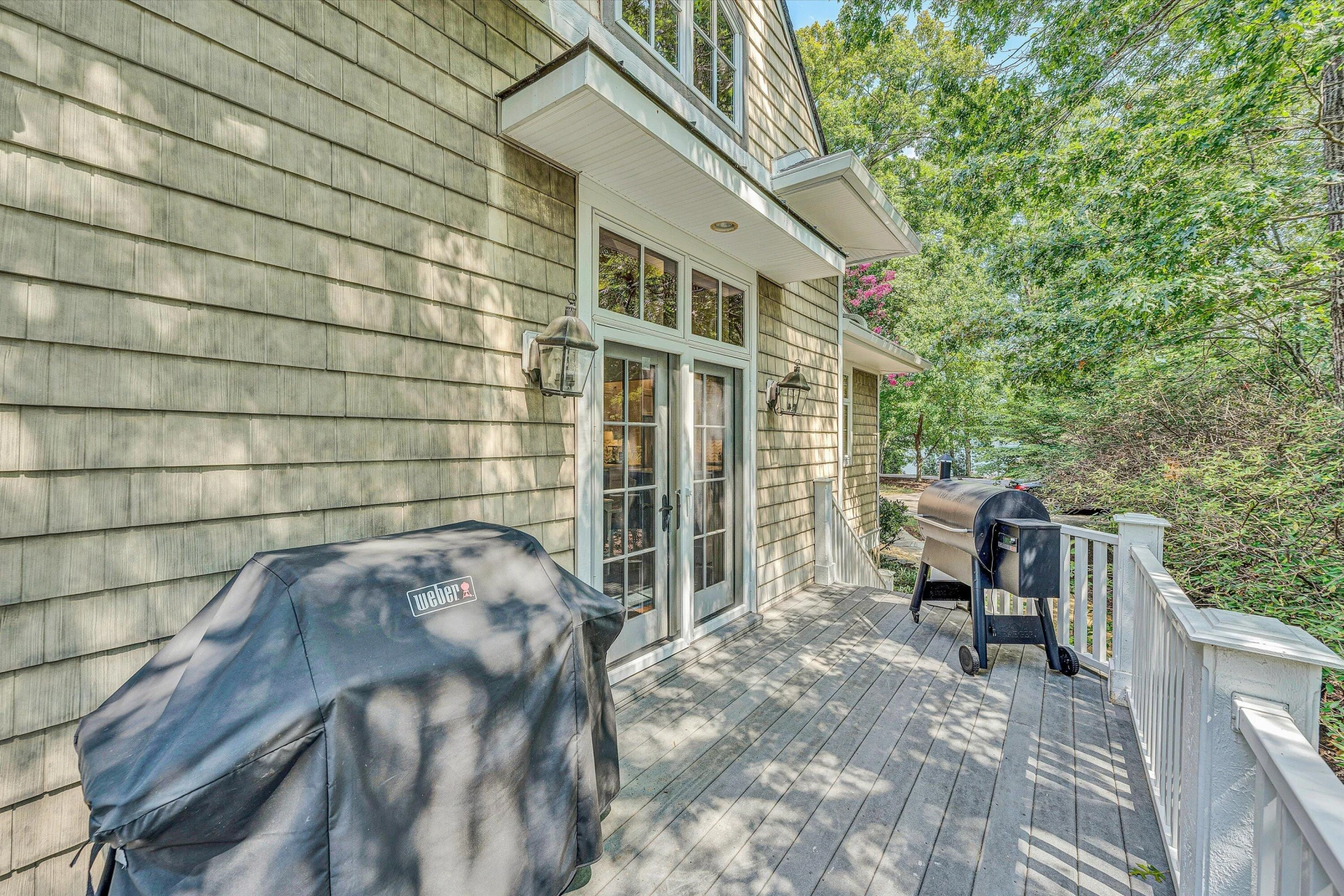 219 Lee DR - Photo 25