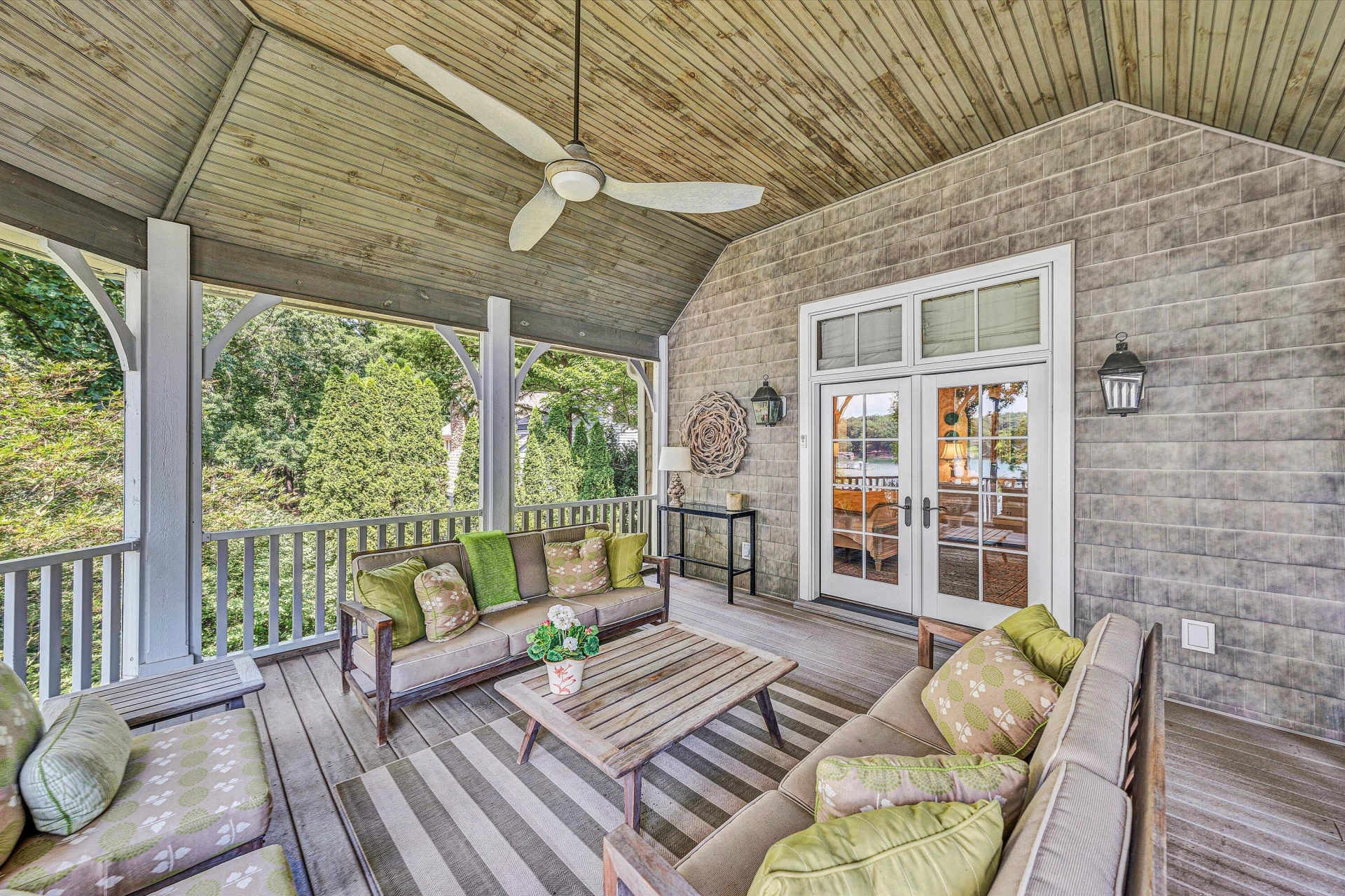219 Lee DR - Photo 28