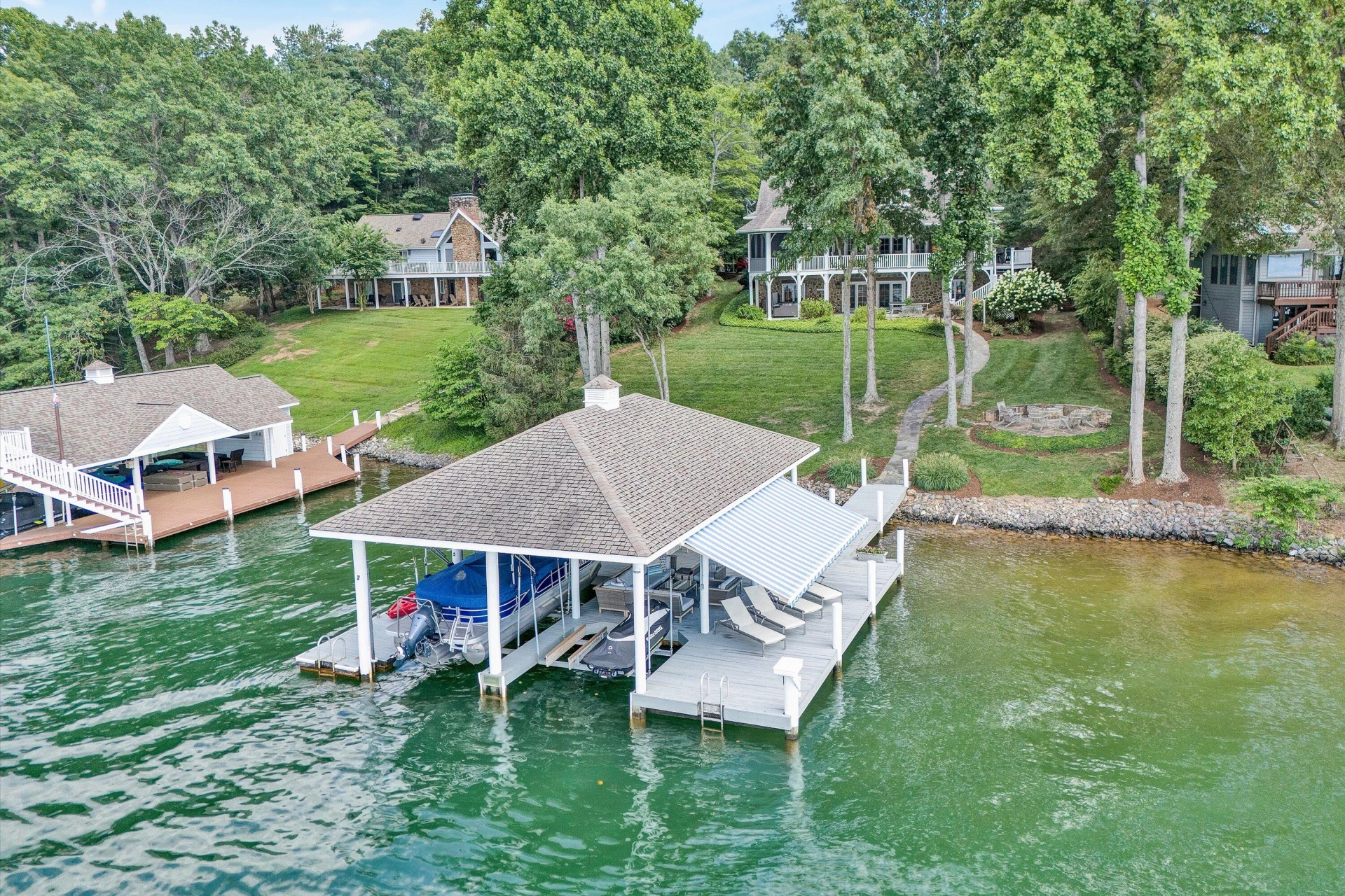219 Lee DR - Photo 7