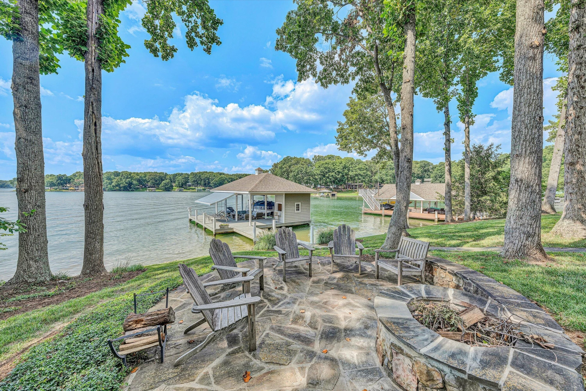219 Lee DR - Photo 52