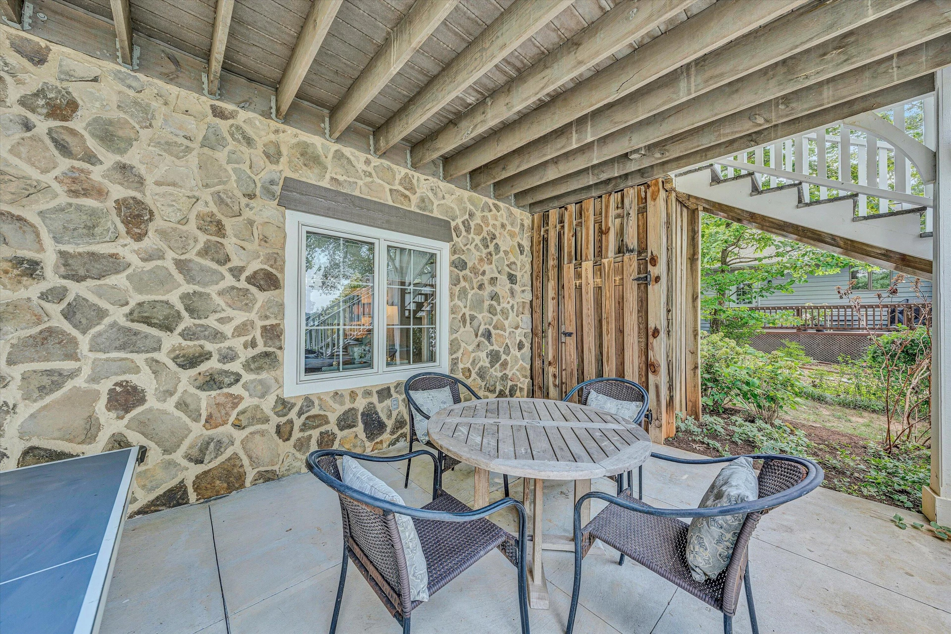 219 Lee DR - Photo 62