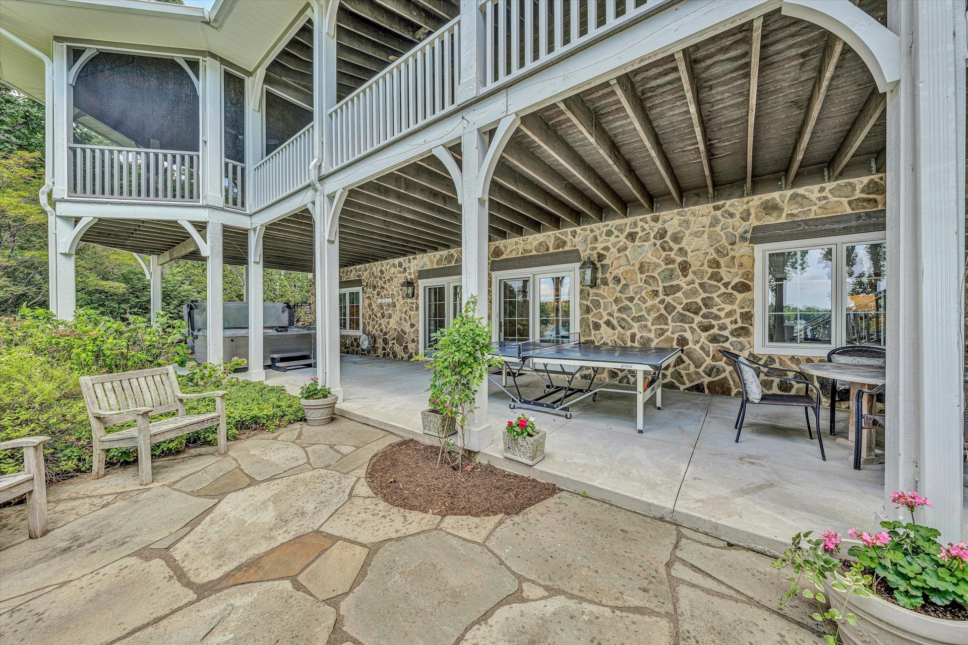 219 Lee DR - Photo 64