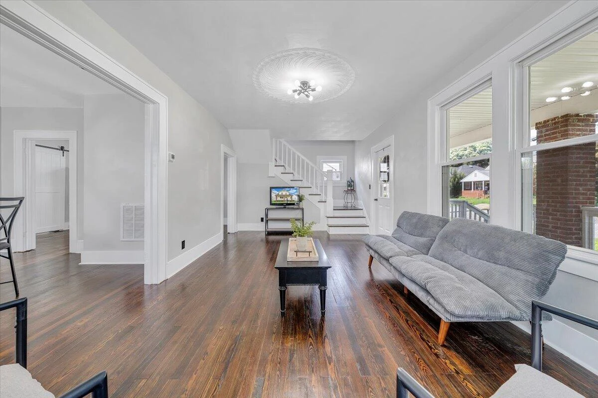 1111 Pechin AVE - Photo 15