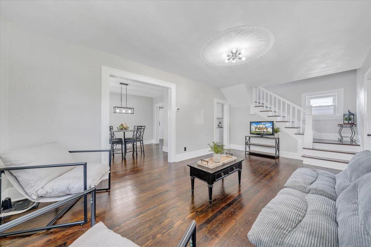 1111 Pechin AVE - Photo 16