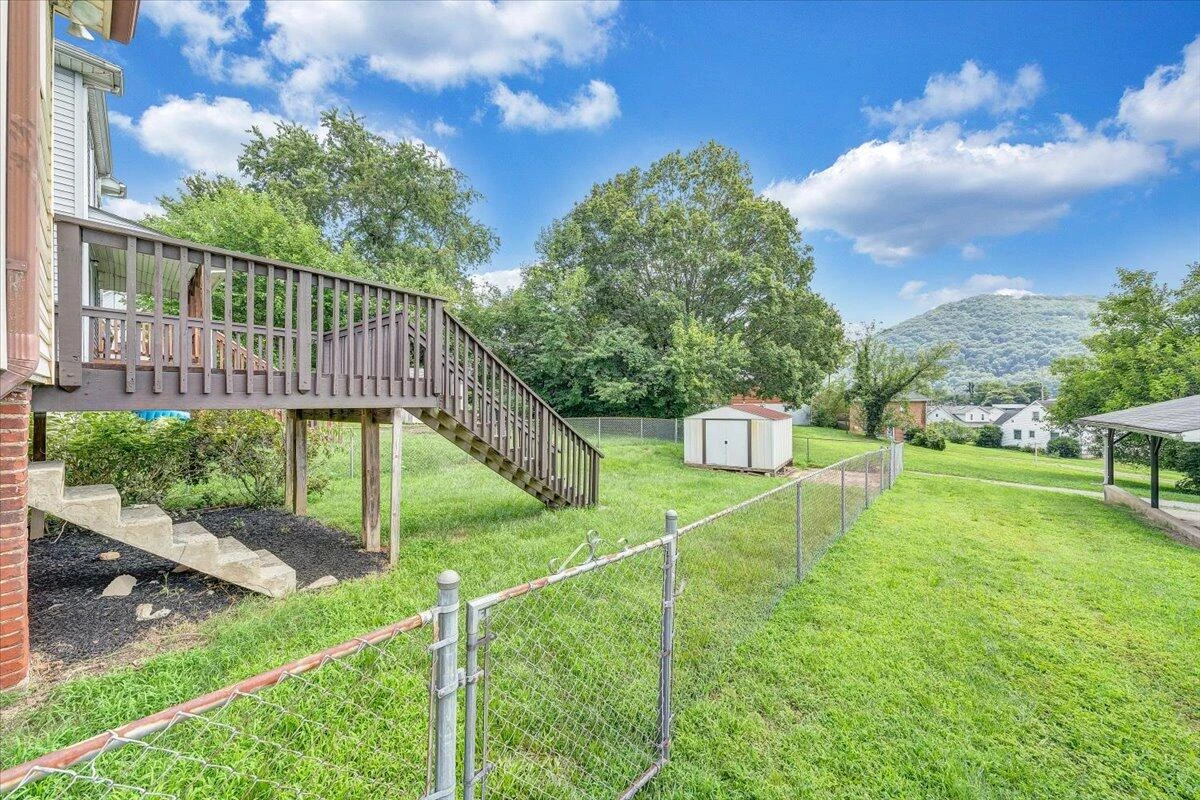 1111 Pechin AVE - Photo 34