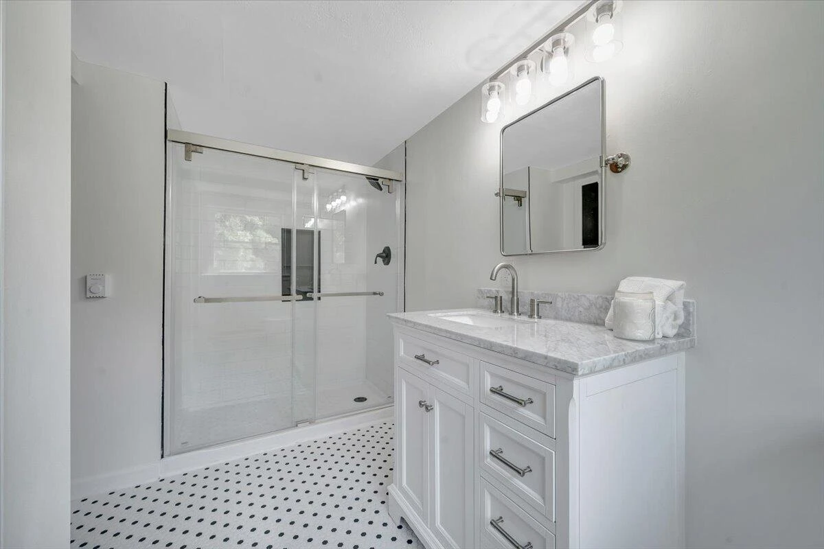 5939 Sunnycrest RD - Photo 29