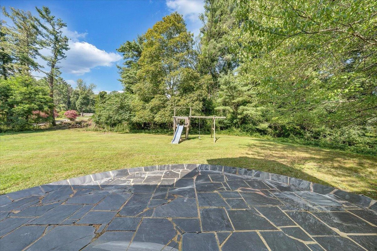 5939 Sunnycrest RD - Photo 40