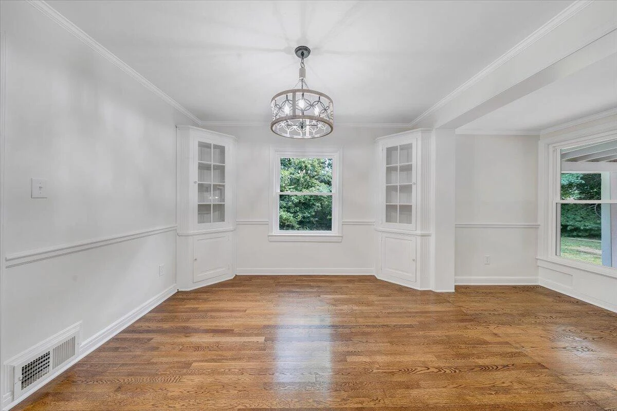 5939 Sunnycrest RD - Photo 13