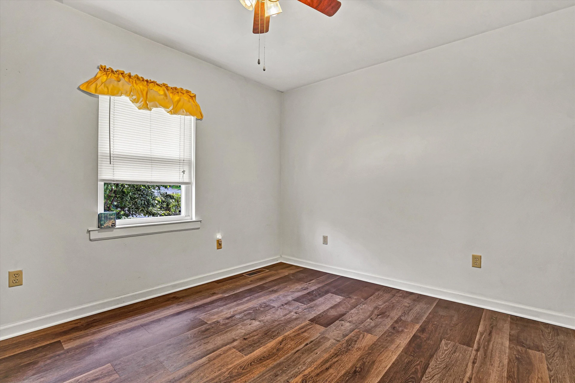 3825 Welcome Valley RD - Photo 3