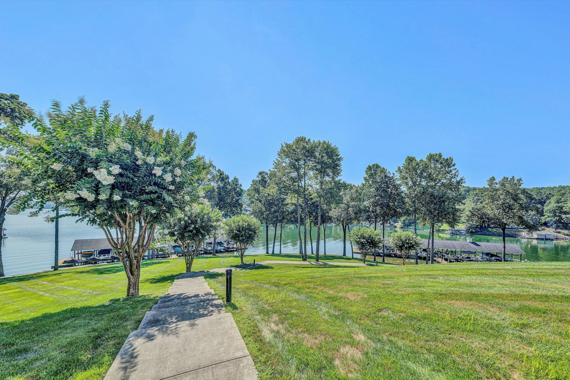305 South Pointe Shore DR #204 - Photo 28