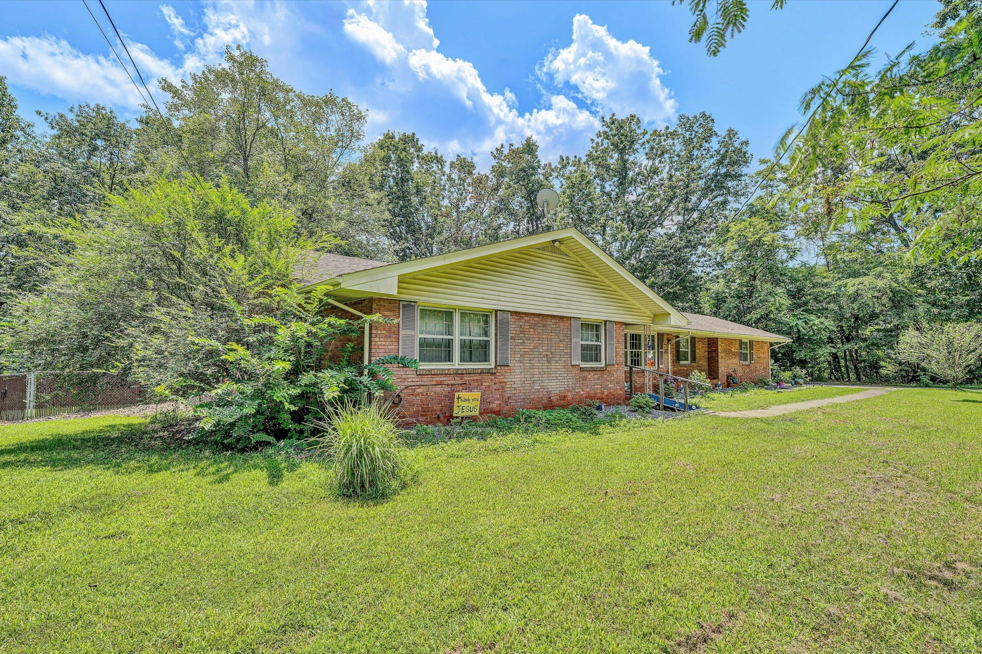 315 CORNELL RD - Photo 3