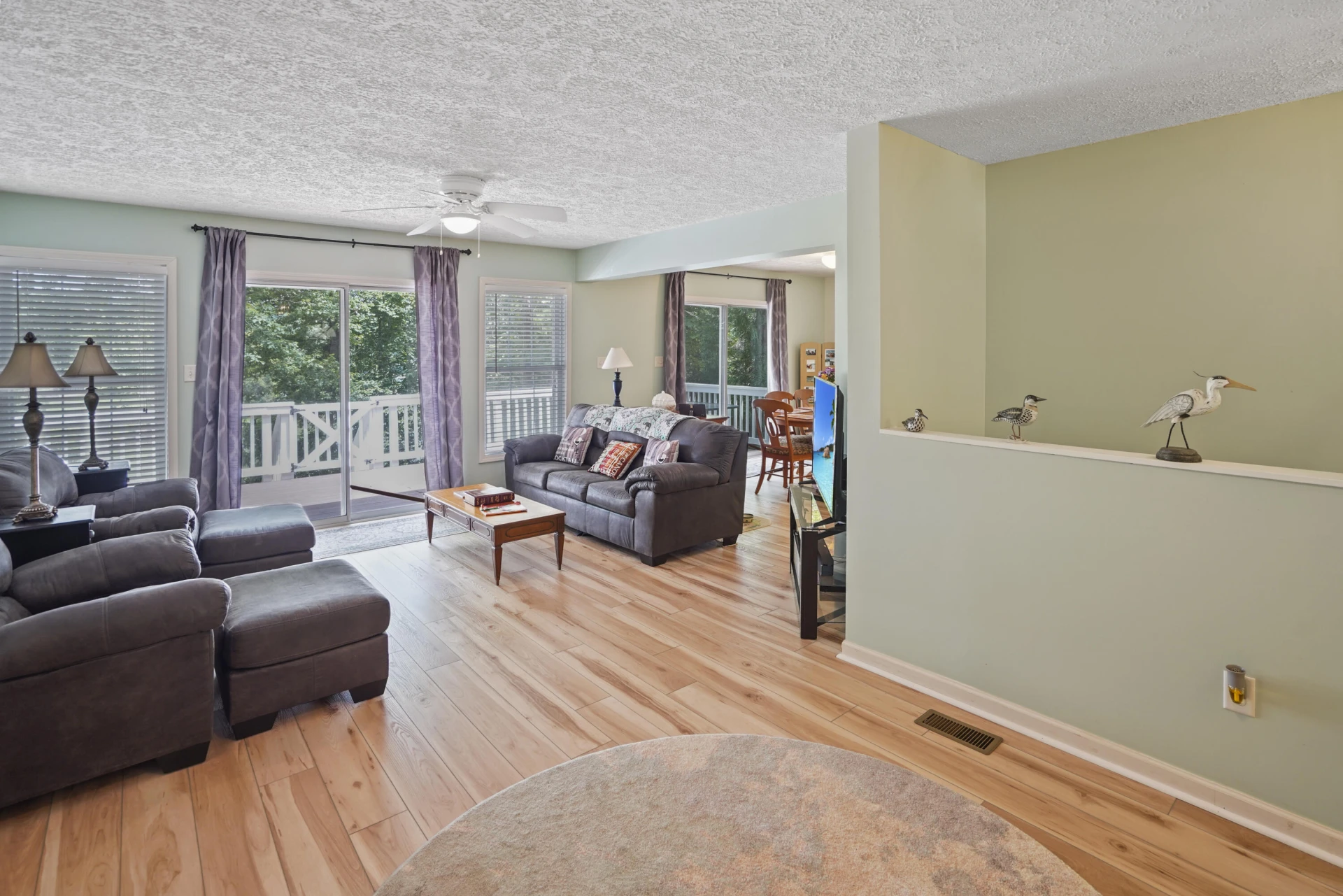 112 Hilltop DR - Photo 16