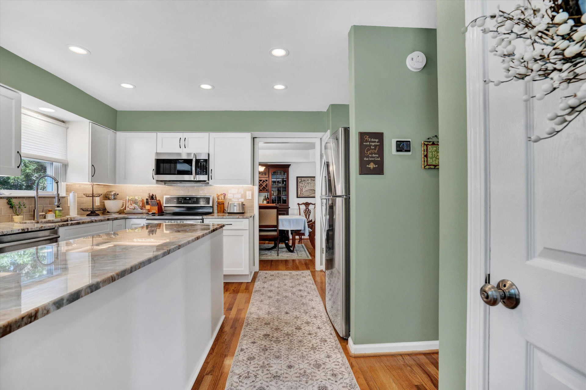 297 Applewood DR - Photo 21