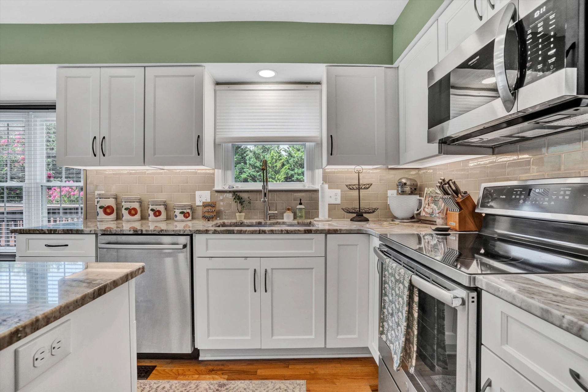 297 Applewood DR - Photo 22