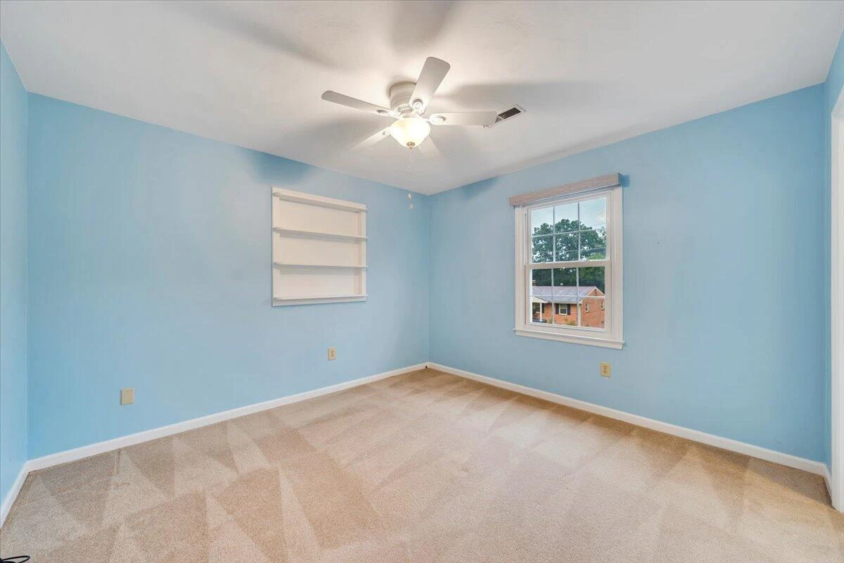 469 Ingal BLVD - Photo 12