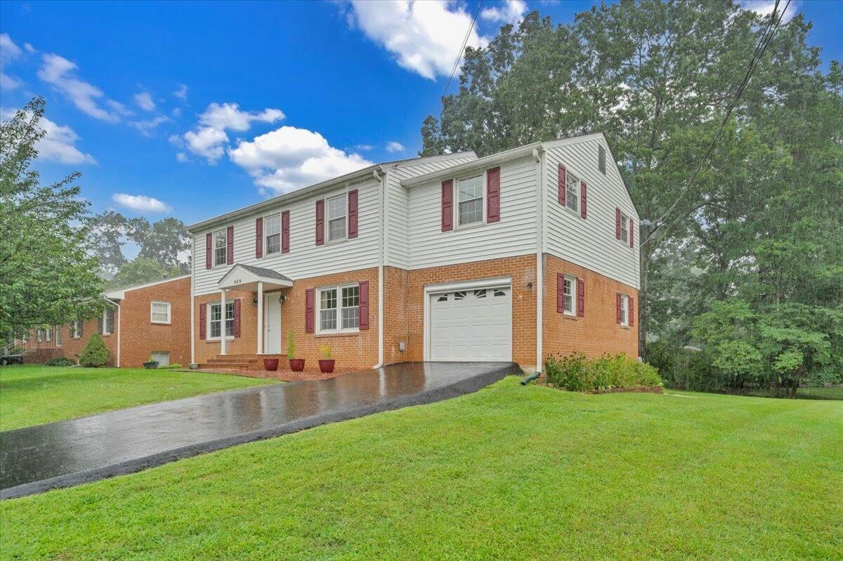 469 Ingal BLVD - Photo 2