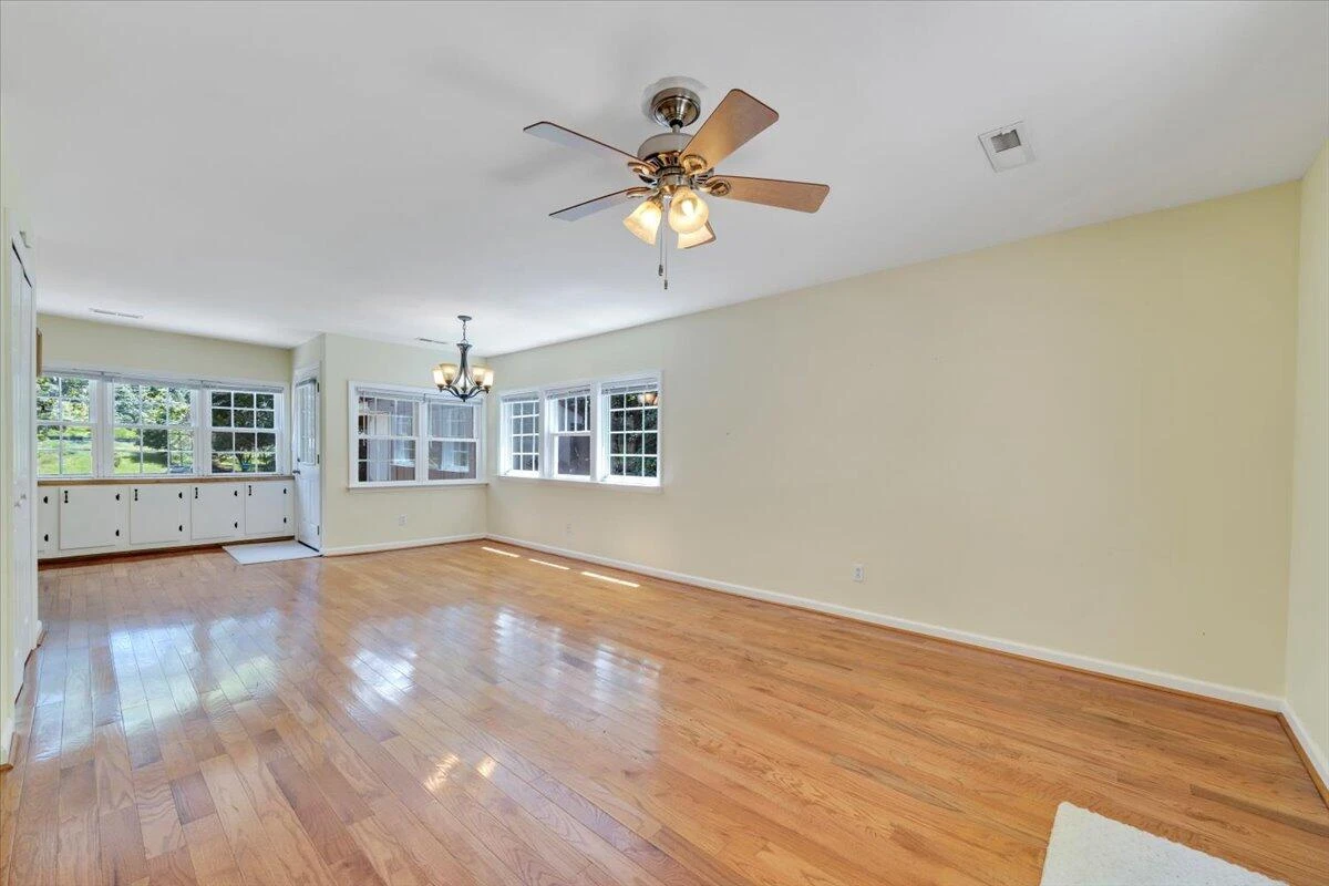 1338 HUNTING CREEK RD - Photo 12