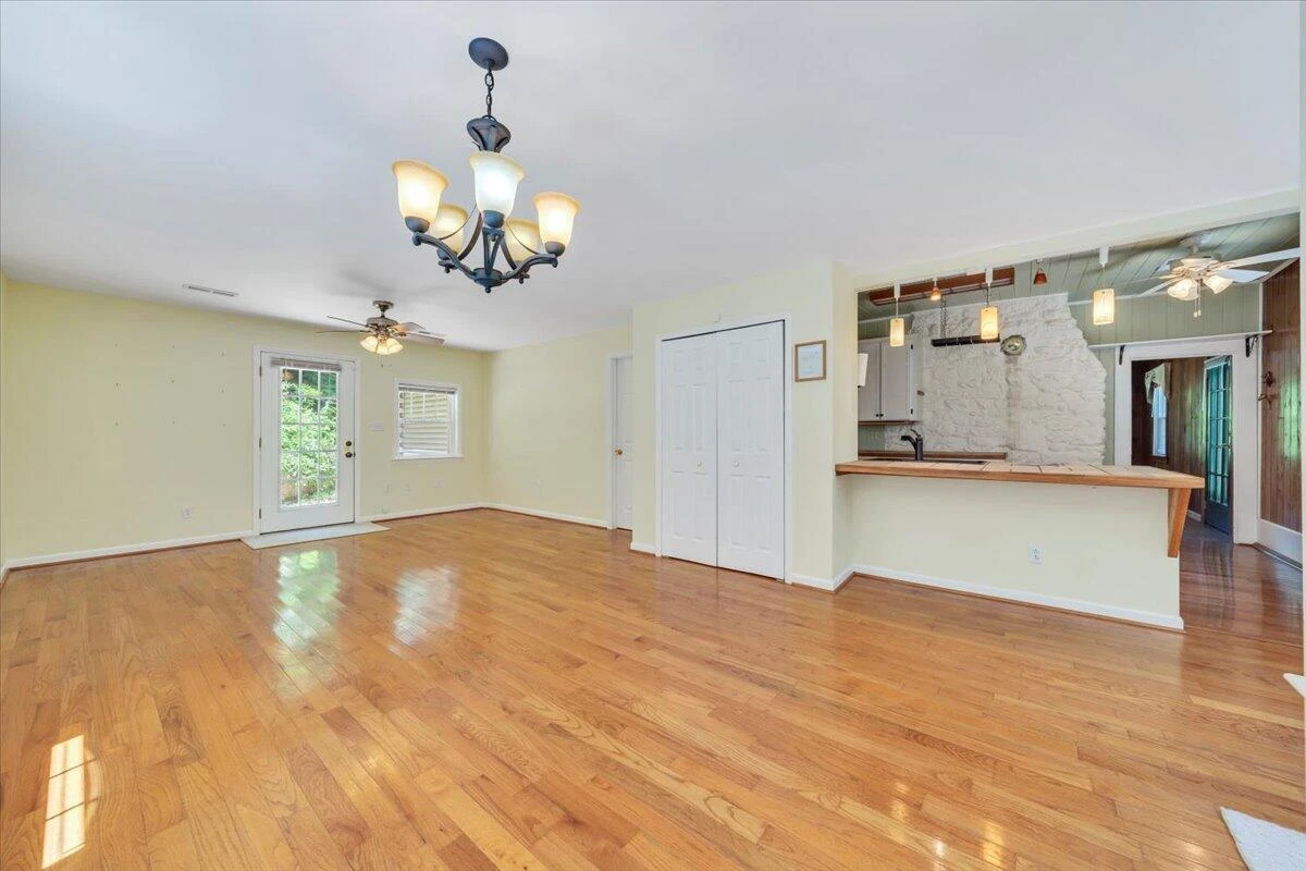 1338 HUNTING CREEK RD - Photo 15