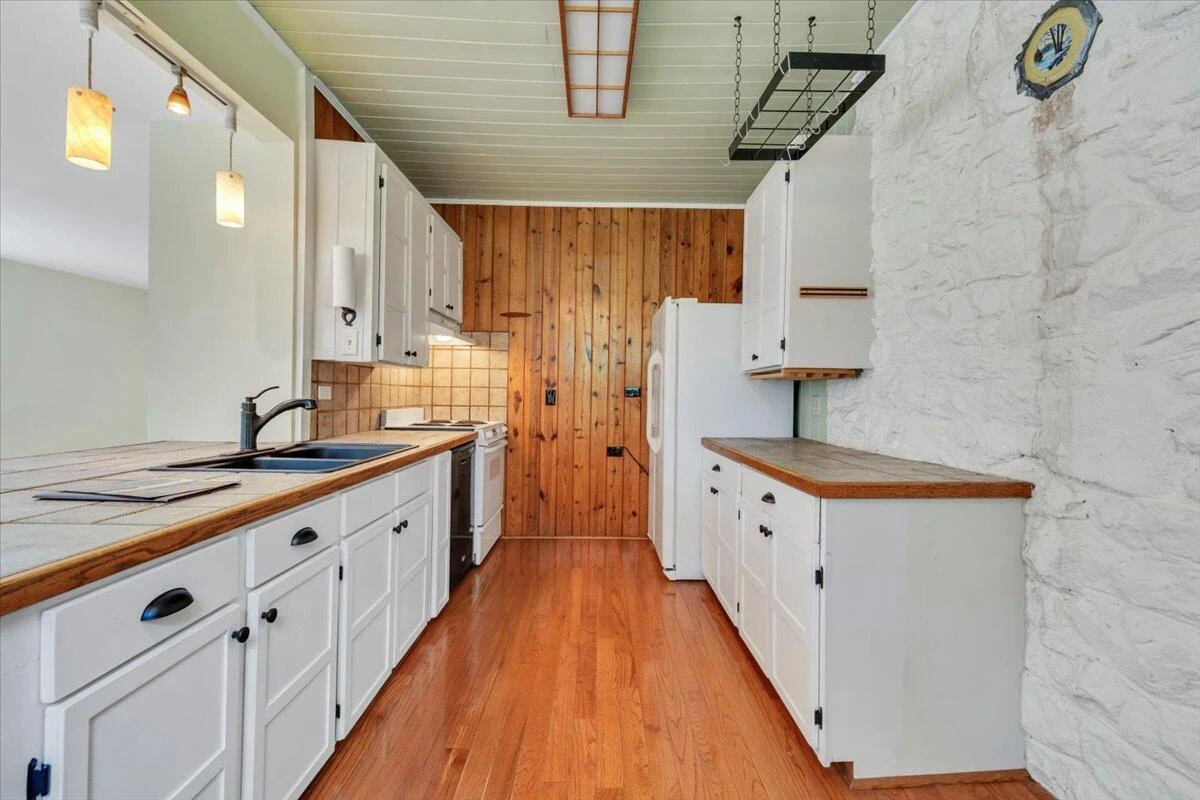 1338 HUNTING CREEK RD - Photo 18