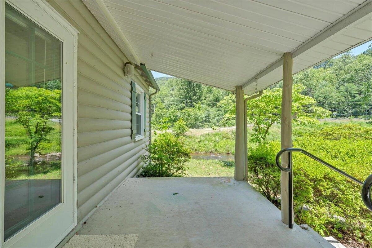 1338 HUNTING CREEK RD - Photo 39
