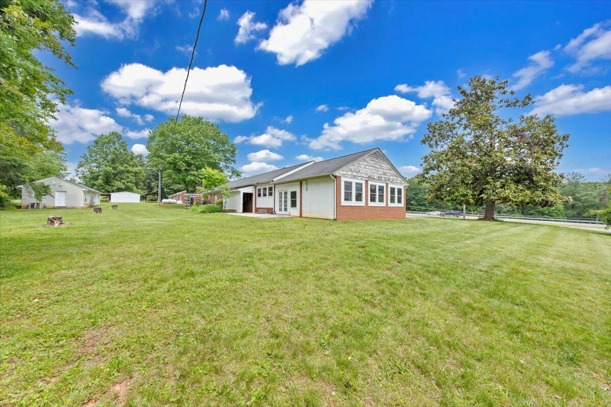 19503 Virgil Goode Hwy - Photo 28