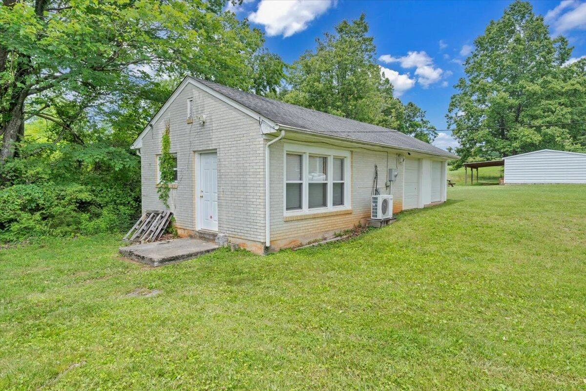 19503 Virgil Goode Hwy - Photo 34