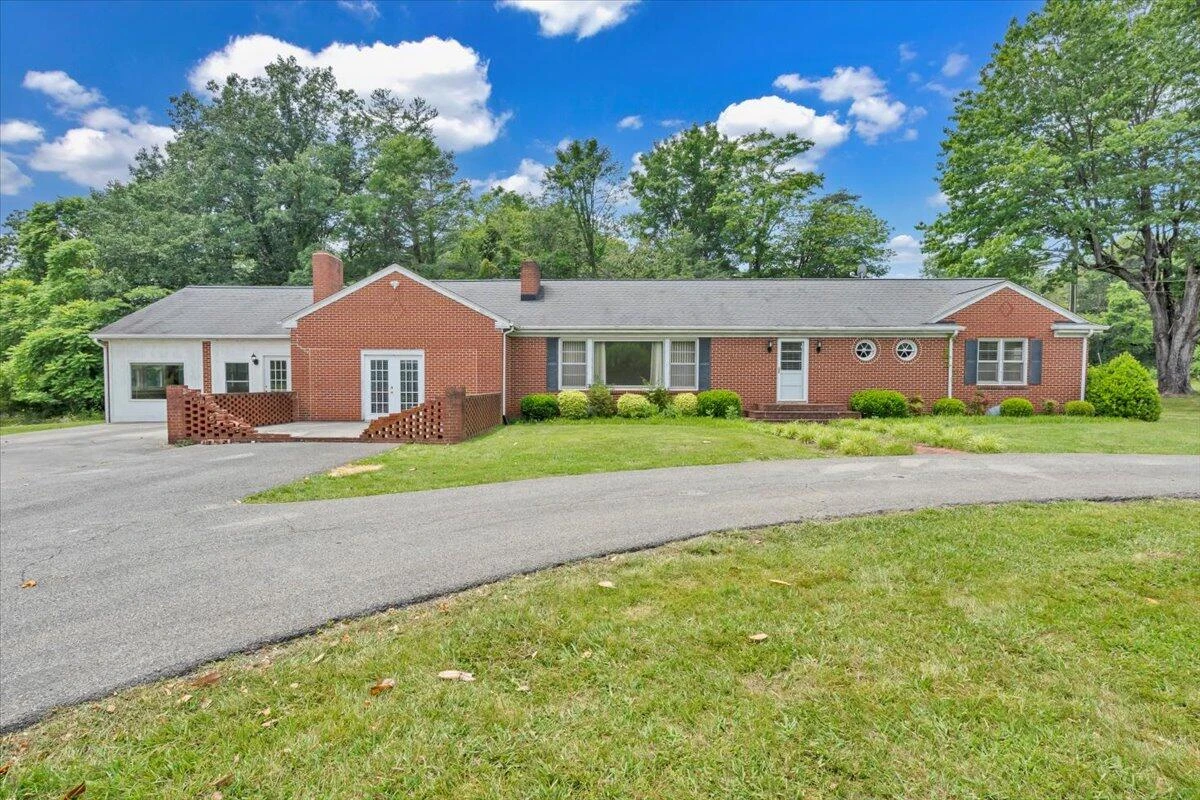 19503 Virgil Goode Hwy - Photo 36