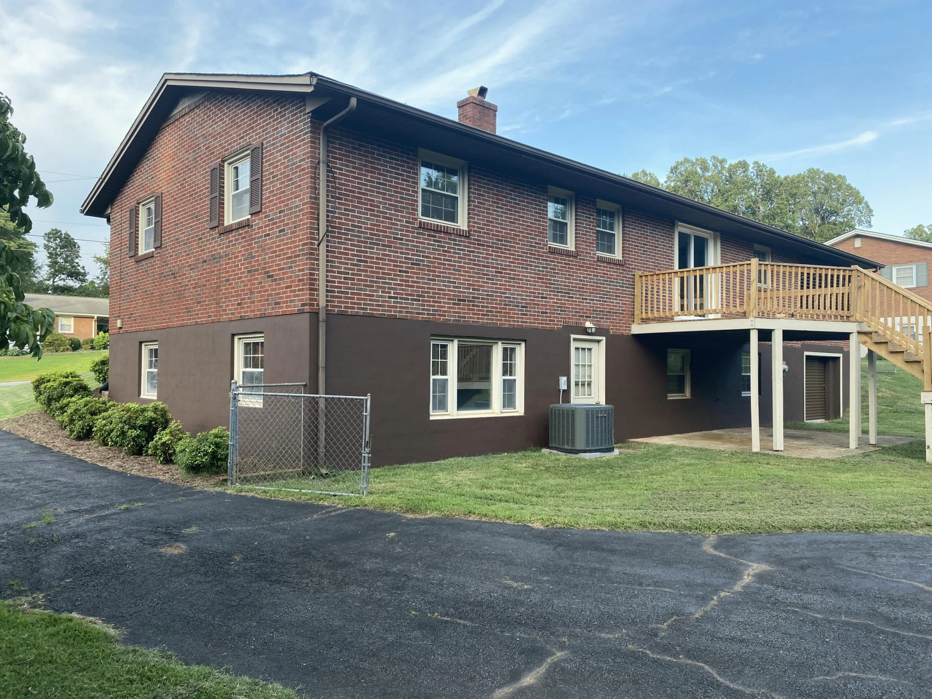 148 Sheffield RD - Photo 10