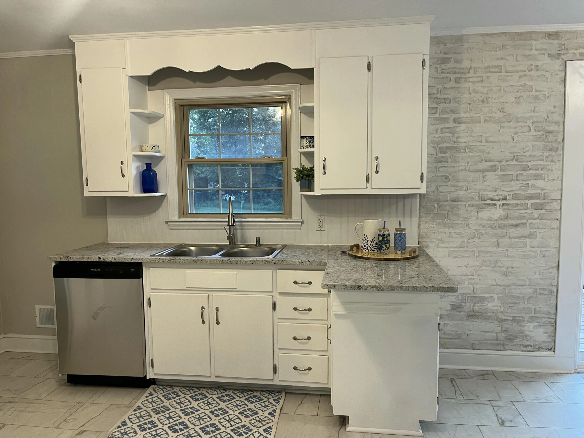 148 Sheffield RD - Photo 15