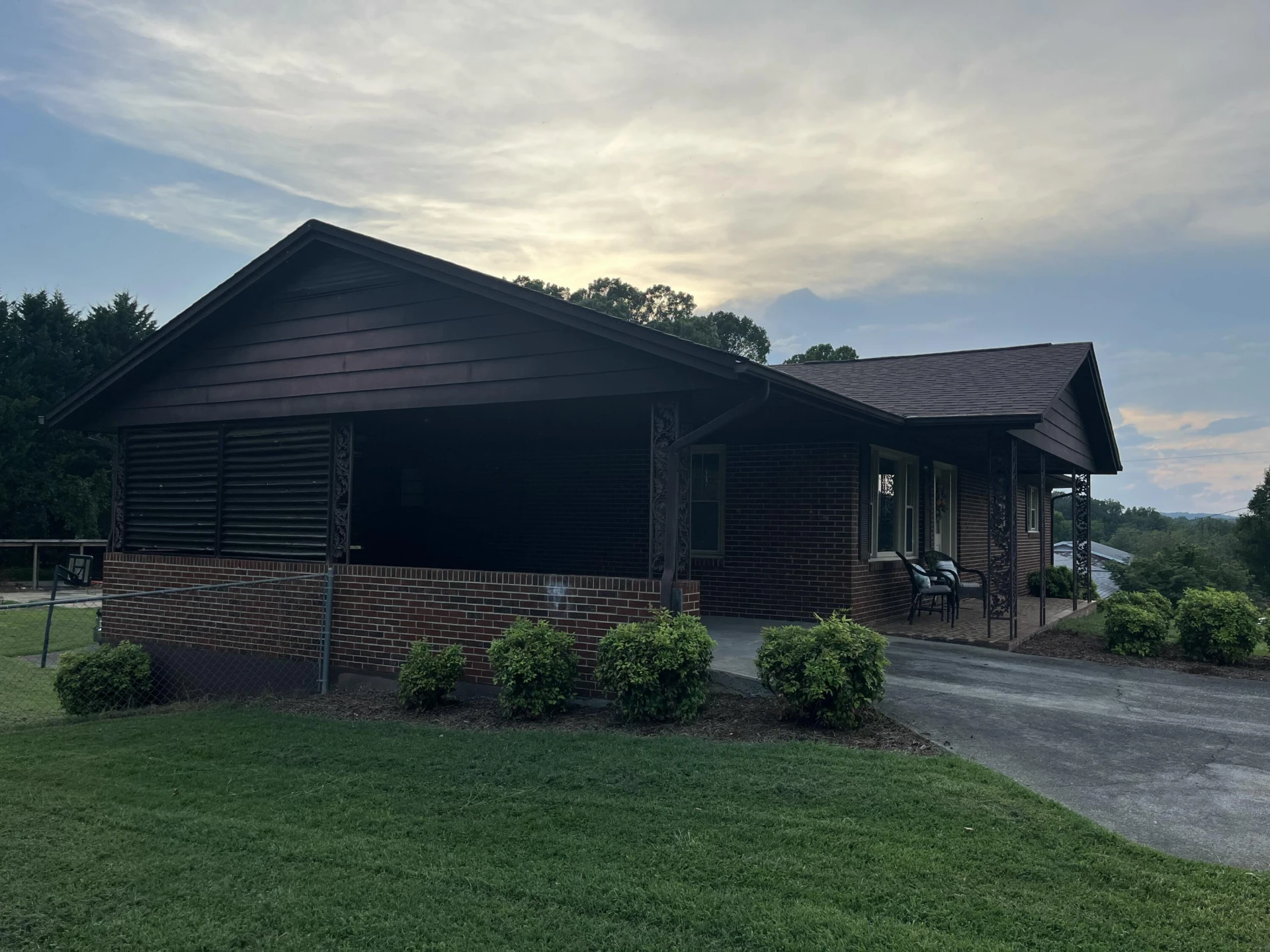 148 Sheffield RD - Photo 4