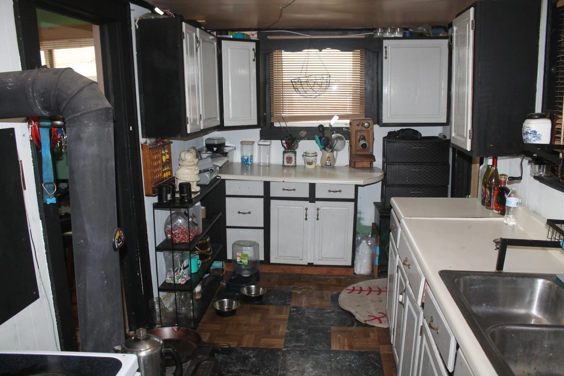 1318 Dale AVE - Photo 10