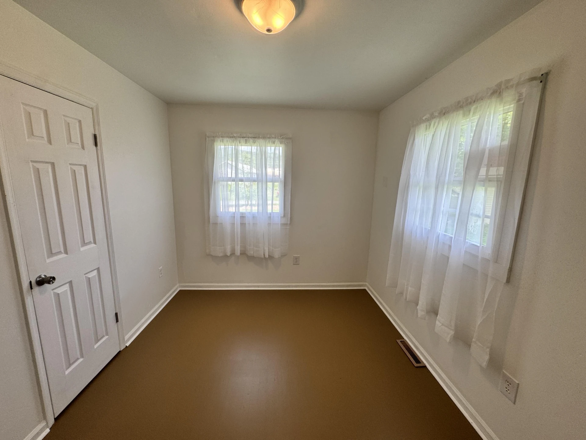 327 Lexington AVE - Photo 10