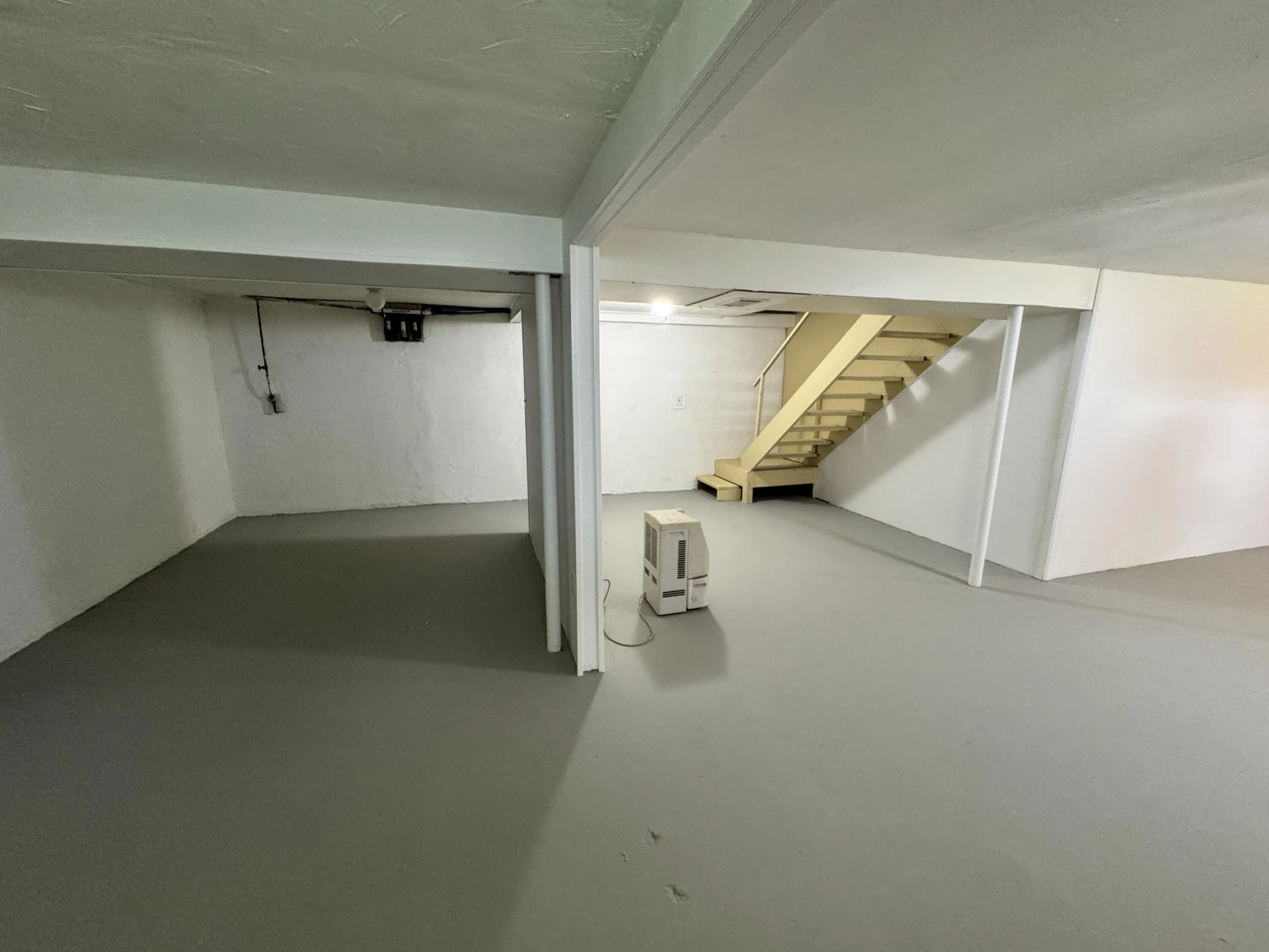 327 Lexington AVE - Photo 18