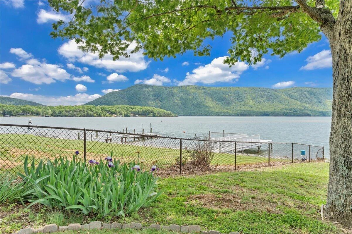 230 Lee DR - Photo 164