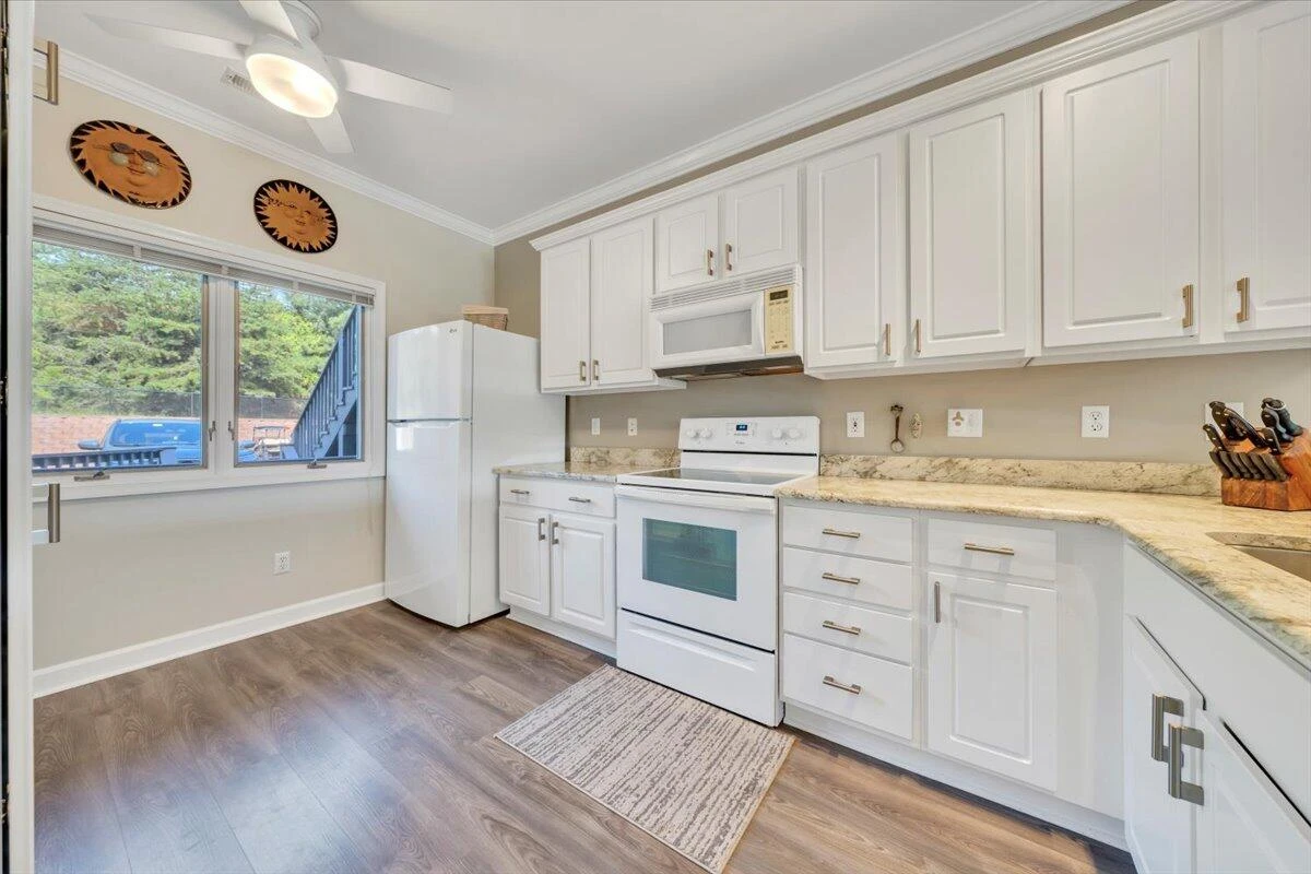 1103 Mariners WAY #7 - Photo 11