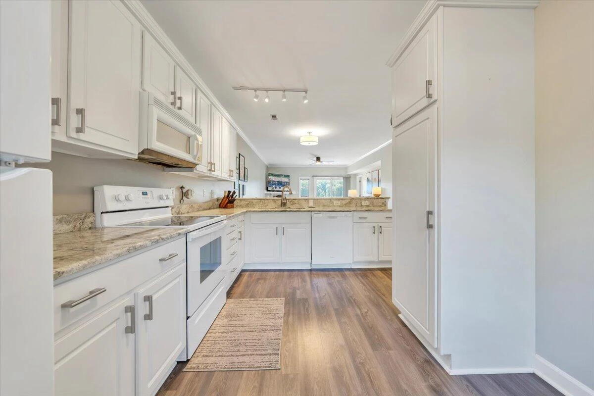 1103 Mariners WAY #7 - Photo 12