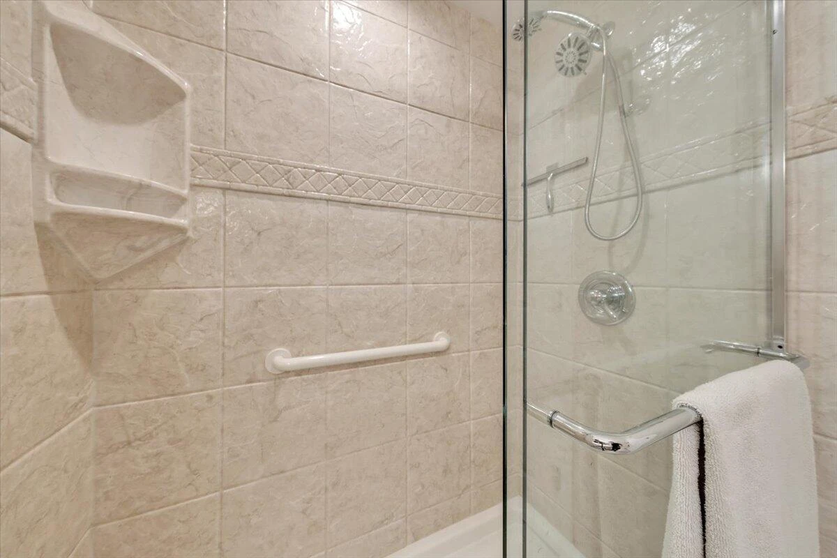 1103 Mariners WAY #7 - Photo 18