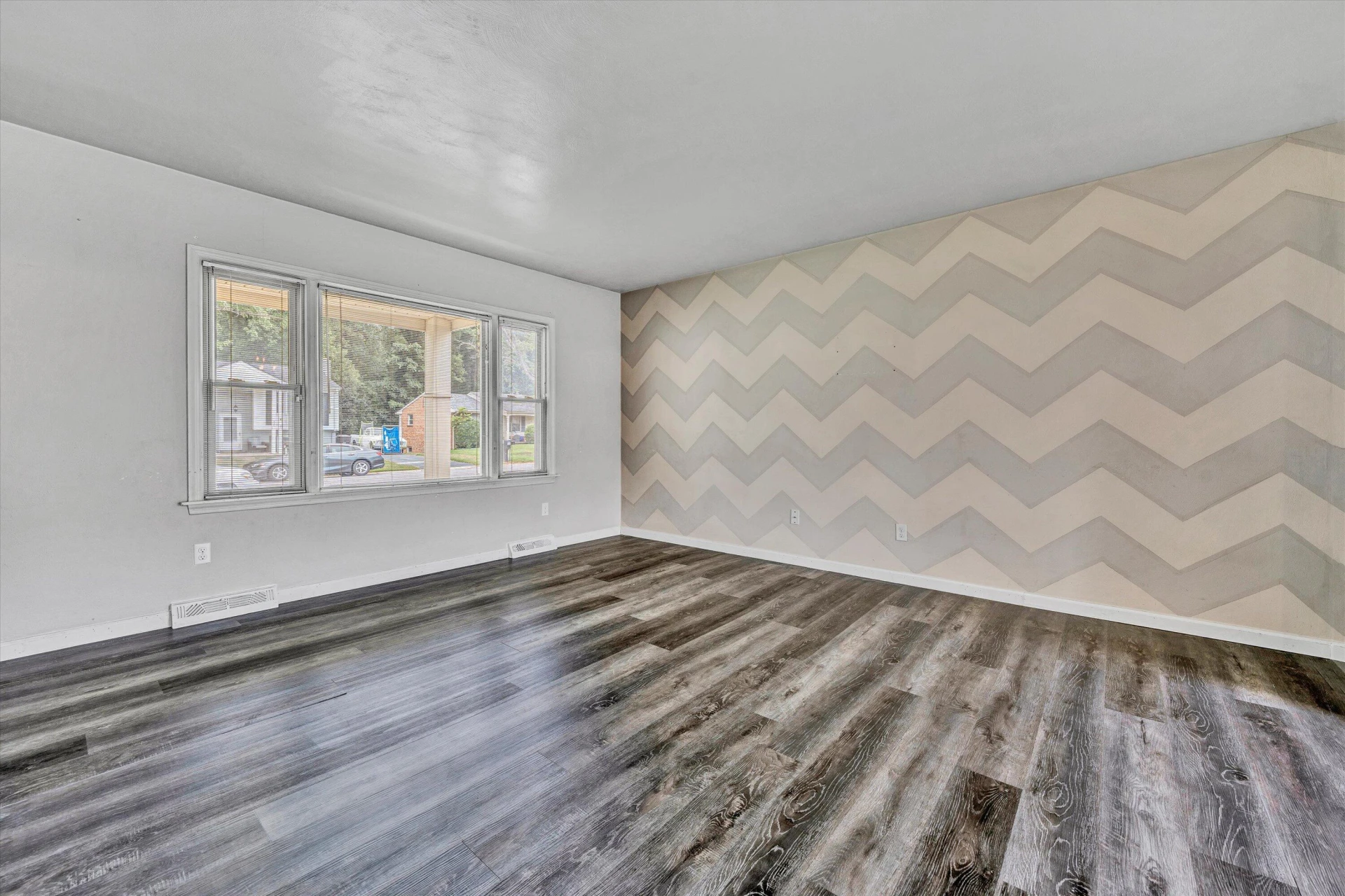 849 Finney DR - Photo 5