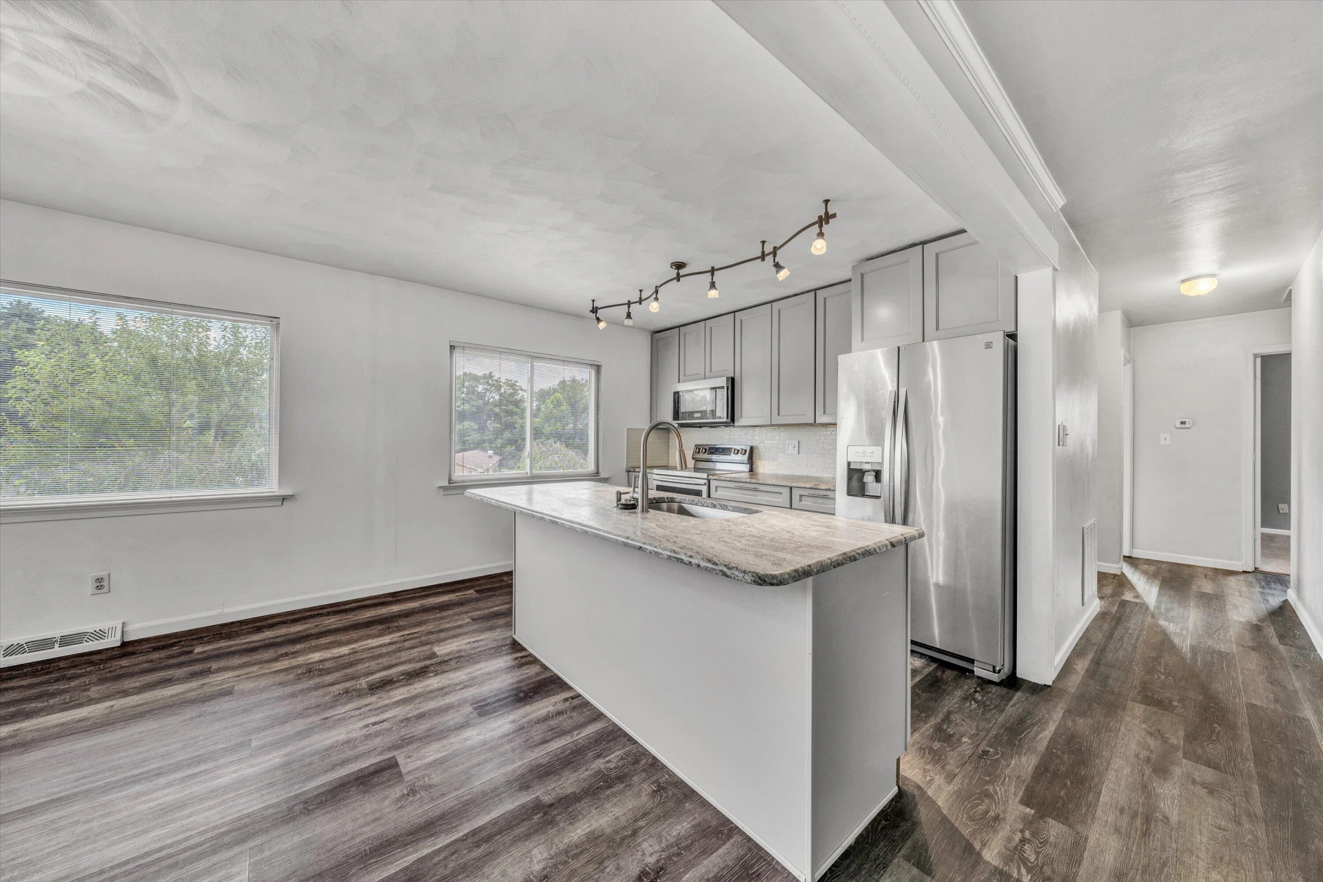 849 Finney DR - Photo 9
