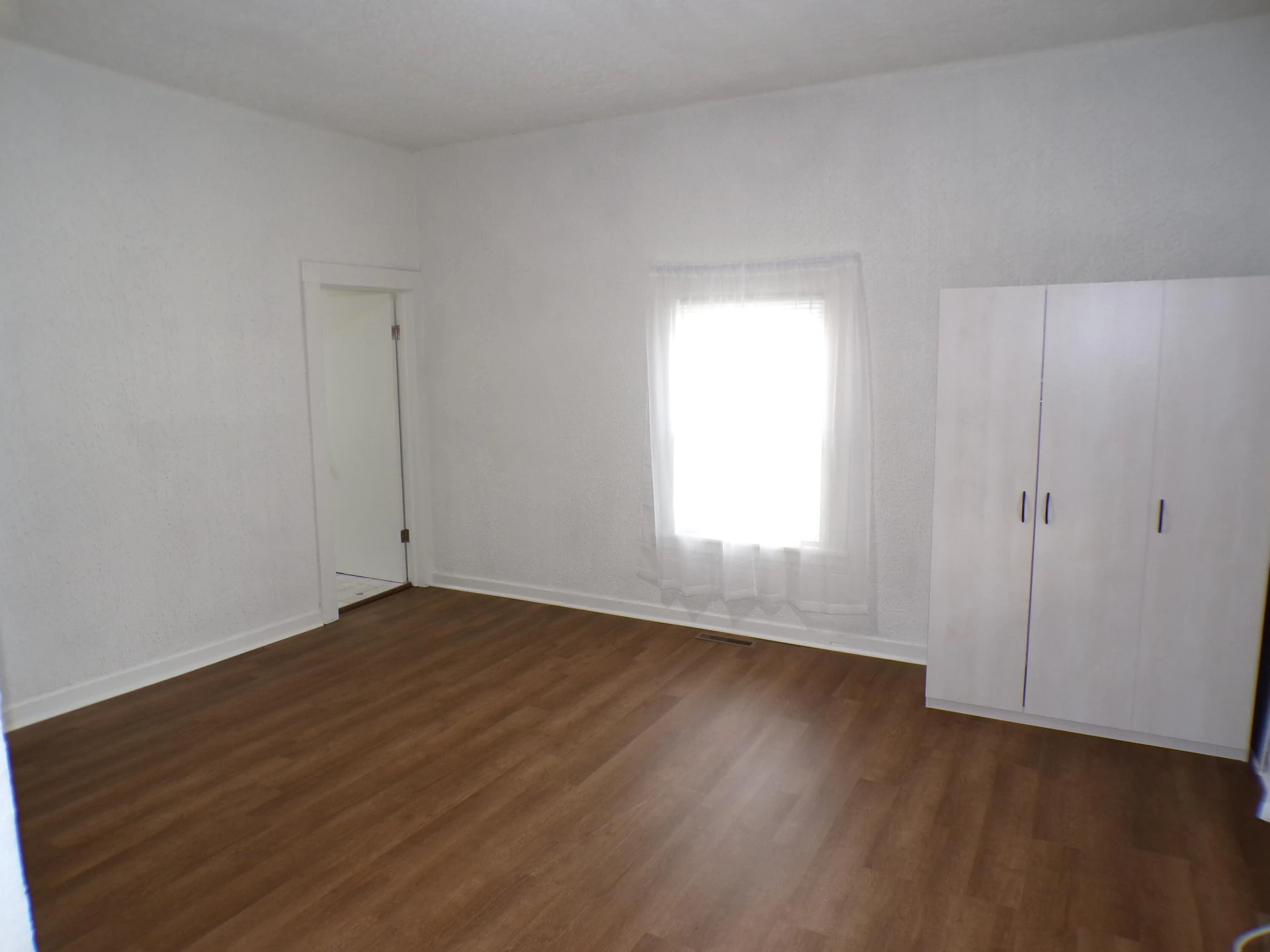 340 Patterson AVE - Photo 10