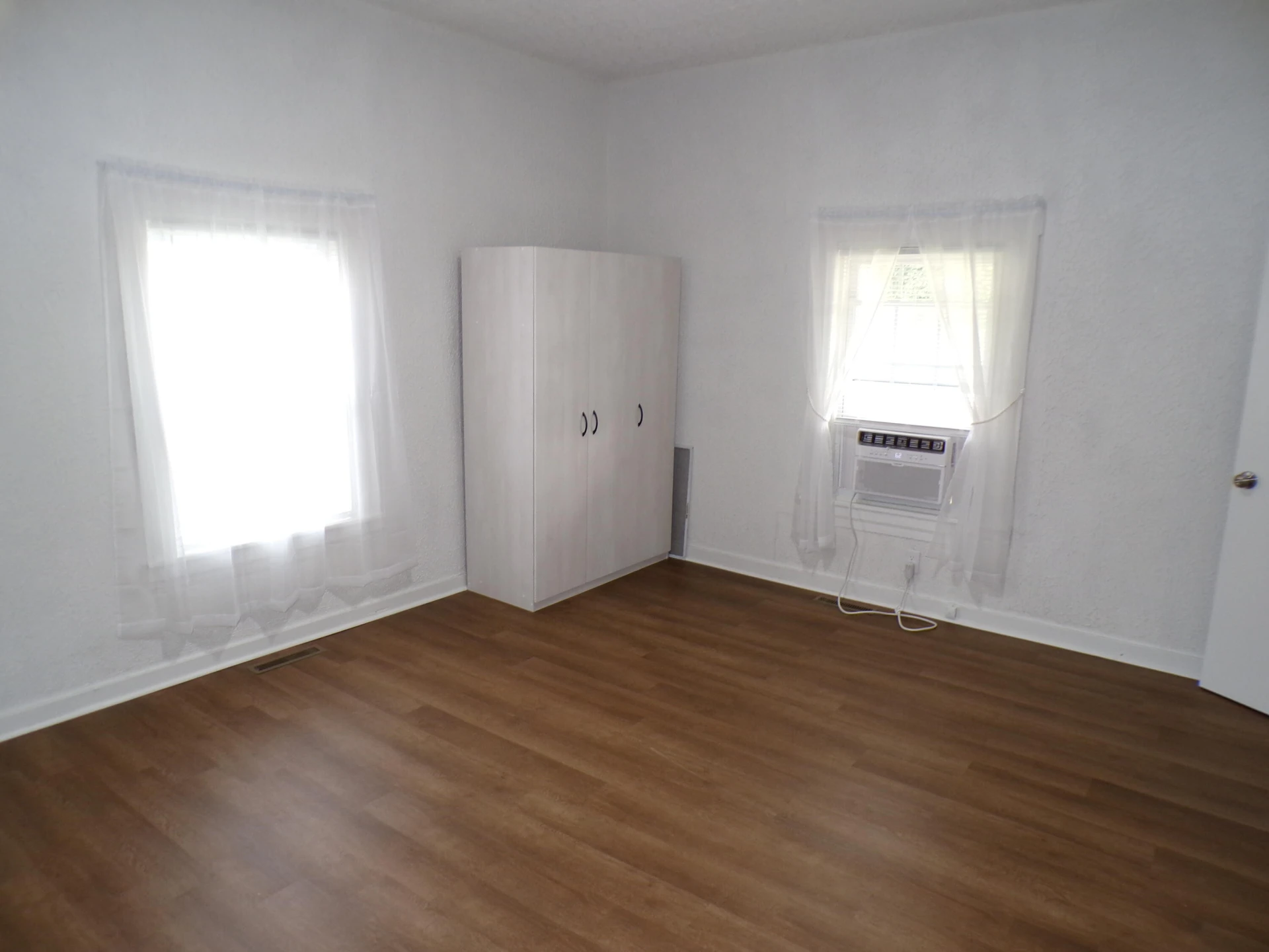 340 Patterson AVE - Photo 11