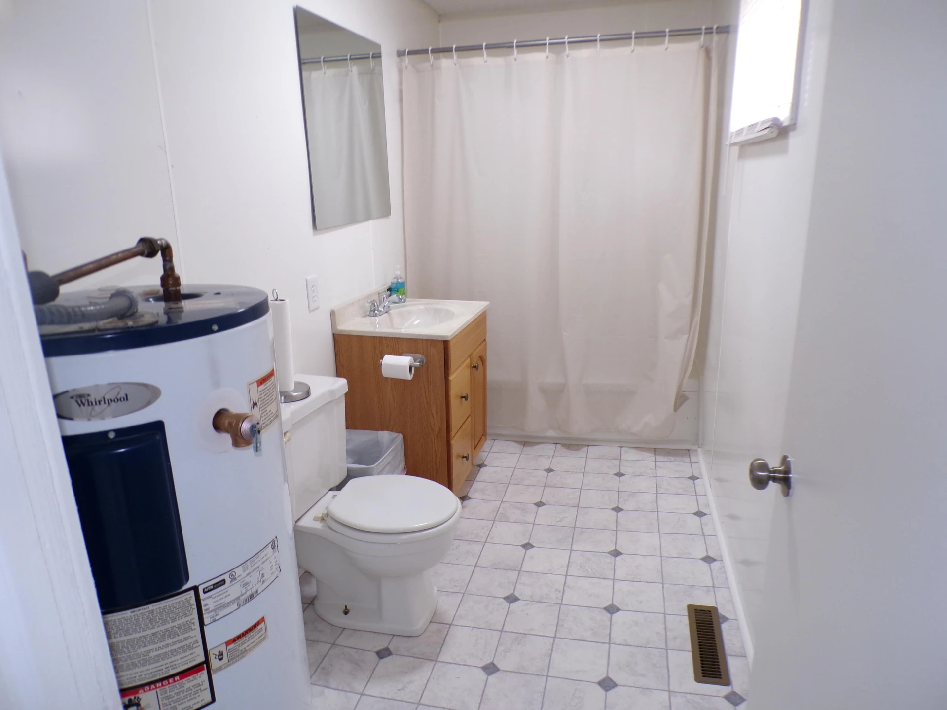 340 Patterson AVE - Photo 12