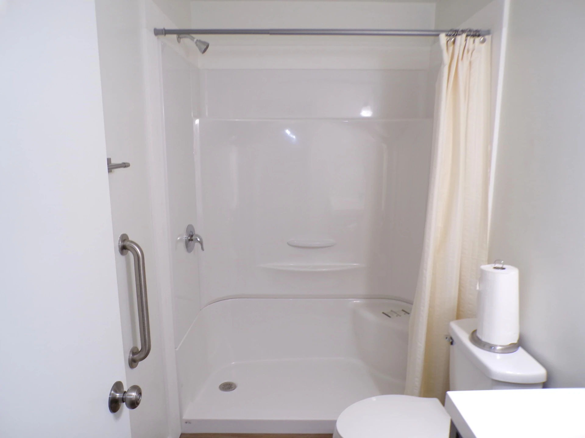 340 Patterson AVE - Photo 17