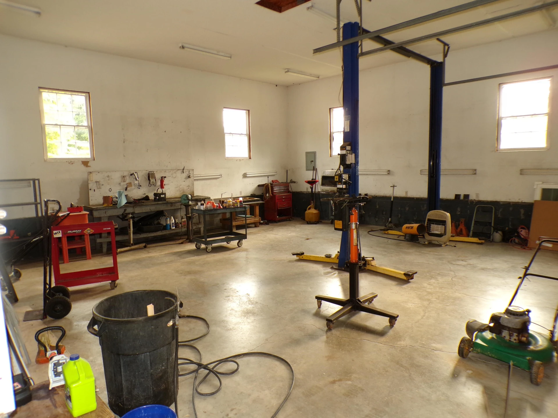340 Patterson AVE - Photo 19