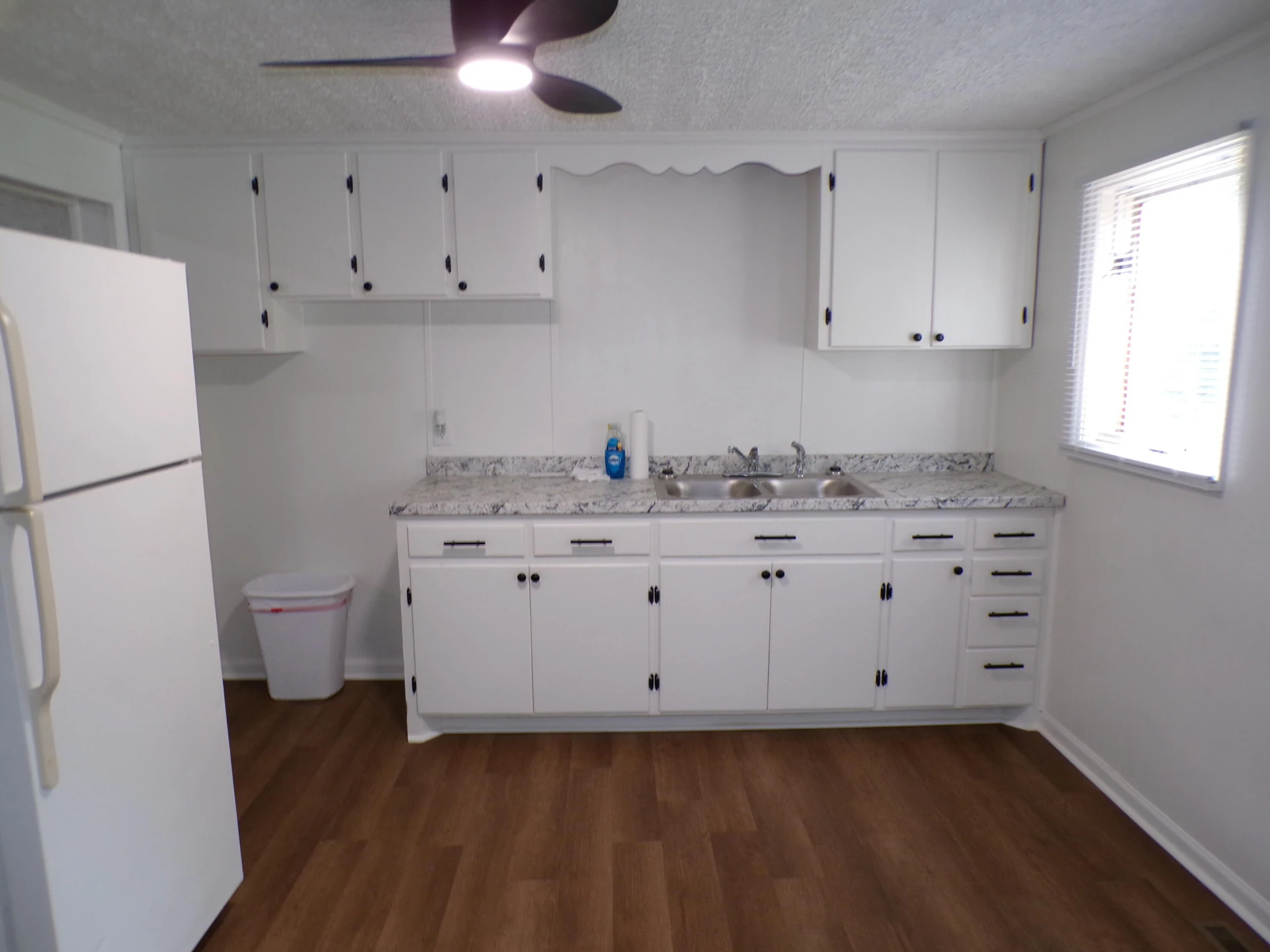 340 Patterson AVE - Photo 6