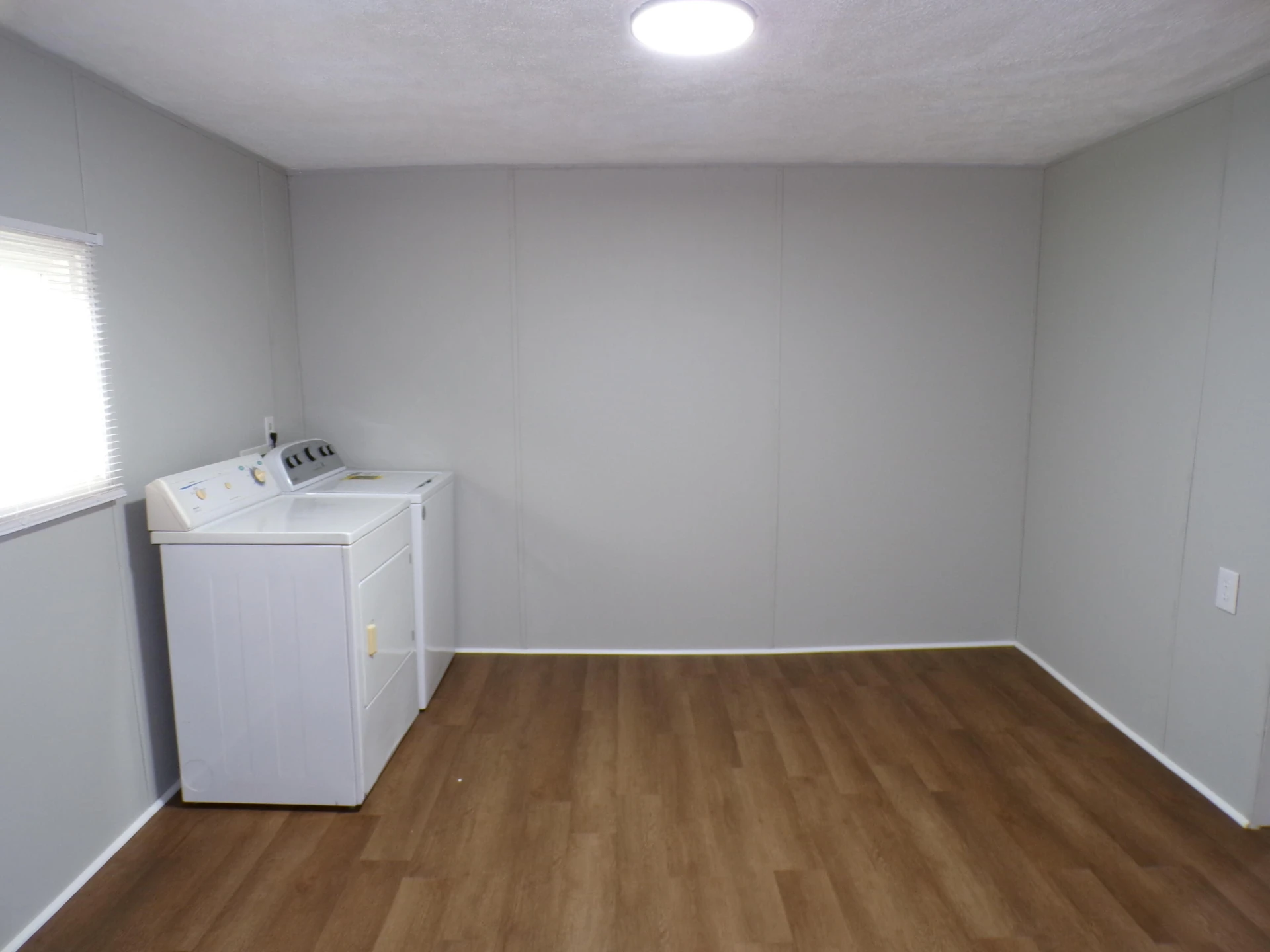340 Patterson AVE - Photo 8