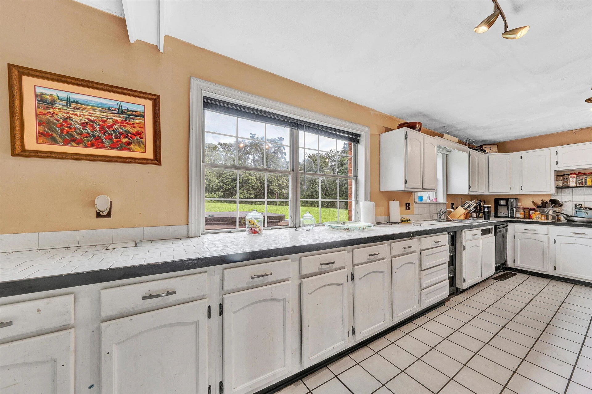 3720 Laurel Ridge RD - Photo 10