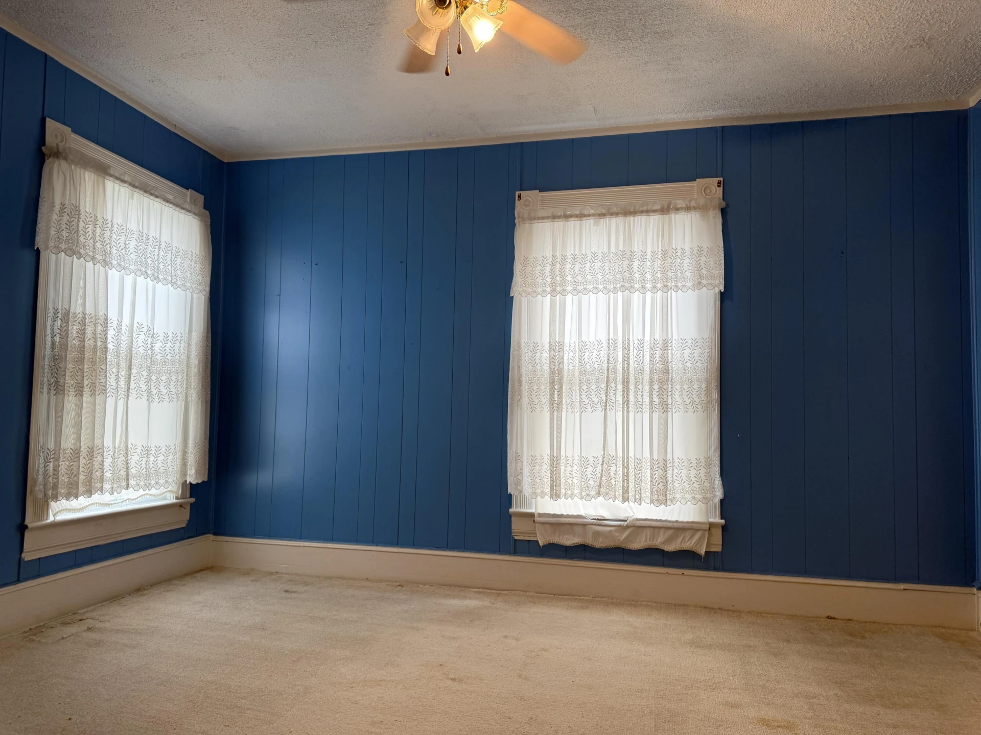 412 Ridgeway ST - Photo 11