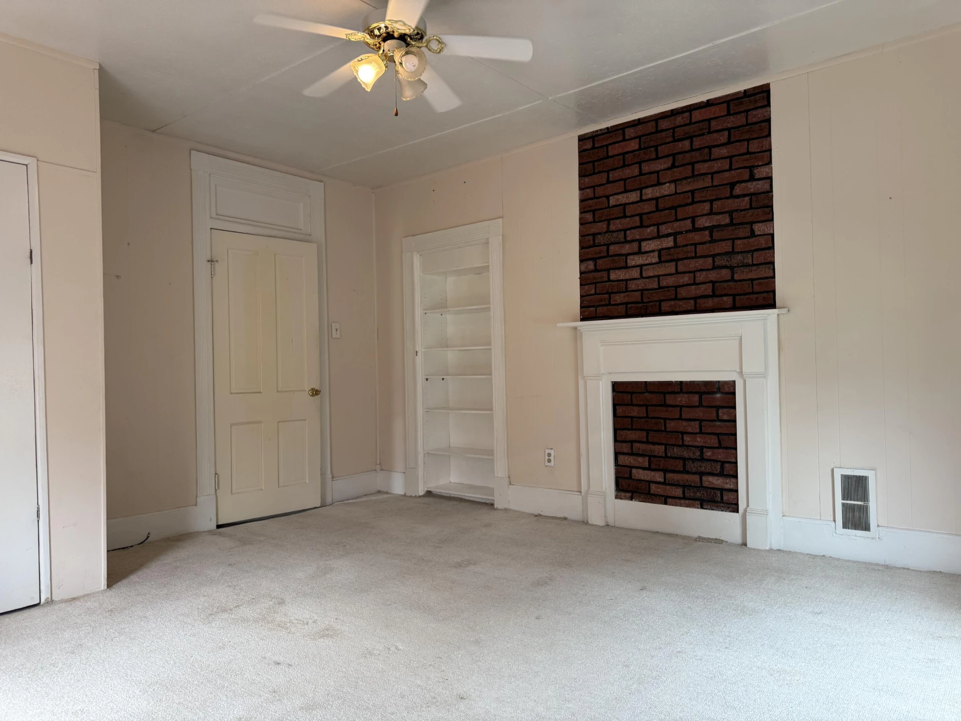 412 Ridgeway ST - Photo 17